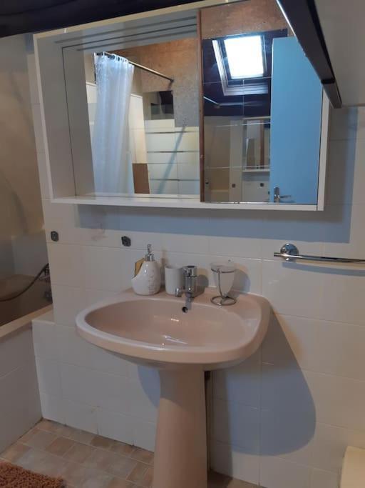 Maison Village 4 Chambres 30 Minutes Du Zoo De Beauval Saint-Cyran-du-Jambot ภายนอก รูปภาพ